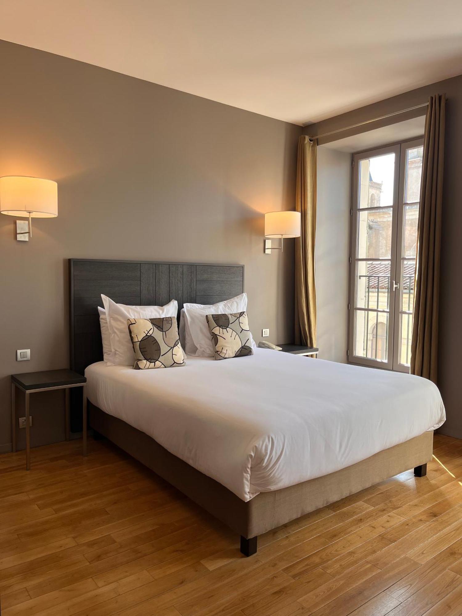 Grand Hotel De Castres Кастр Экстерьер фото