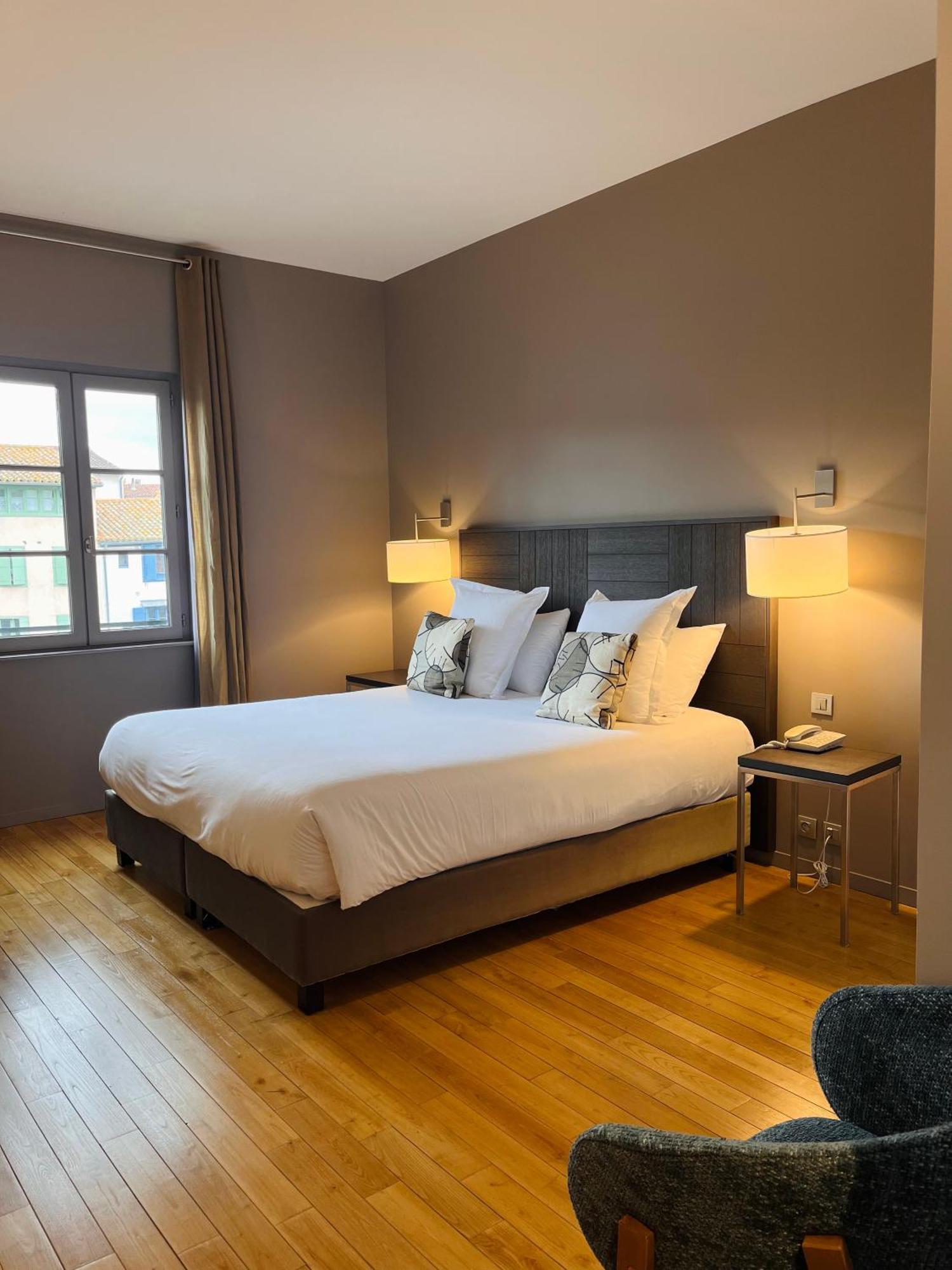Grand Hotel De Castres Кастр Экстерьер фото